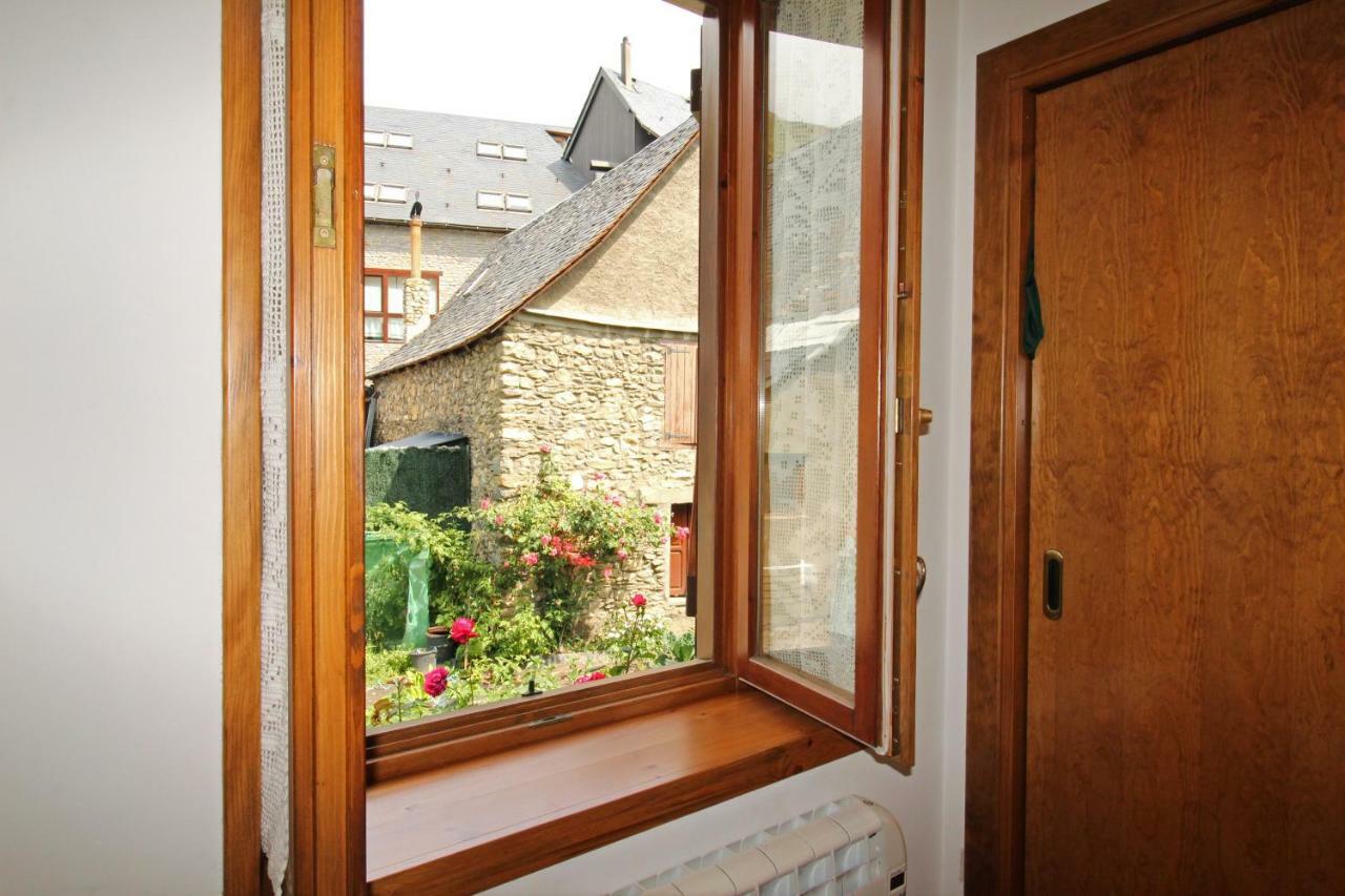 Espacioso apartamento en el Naut Aran Gessa Exterior foto